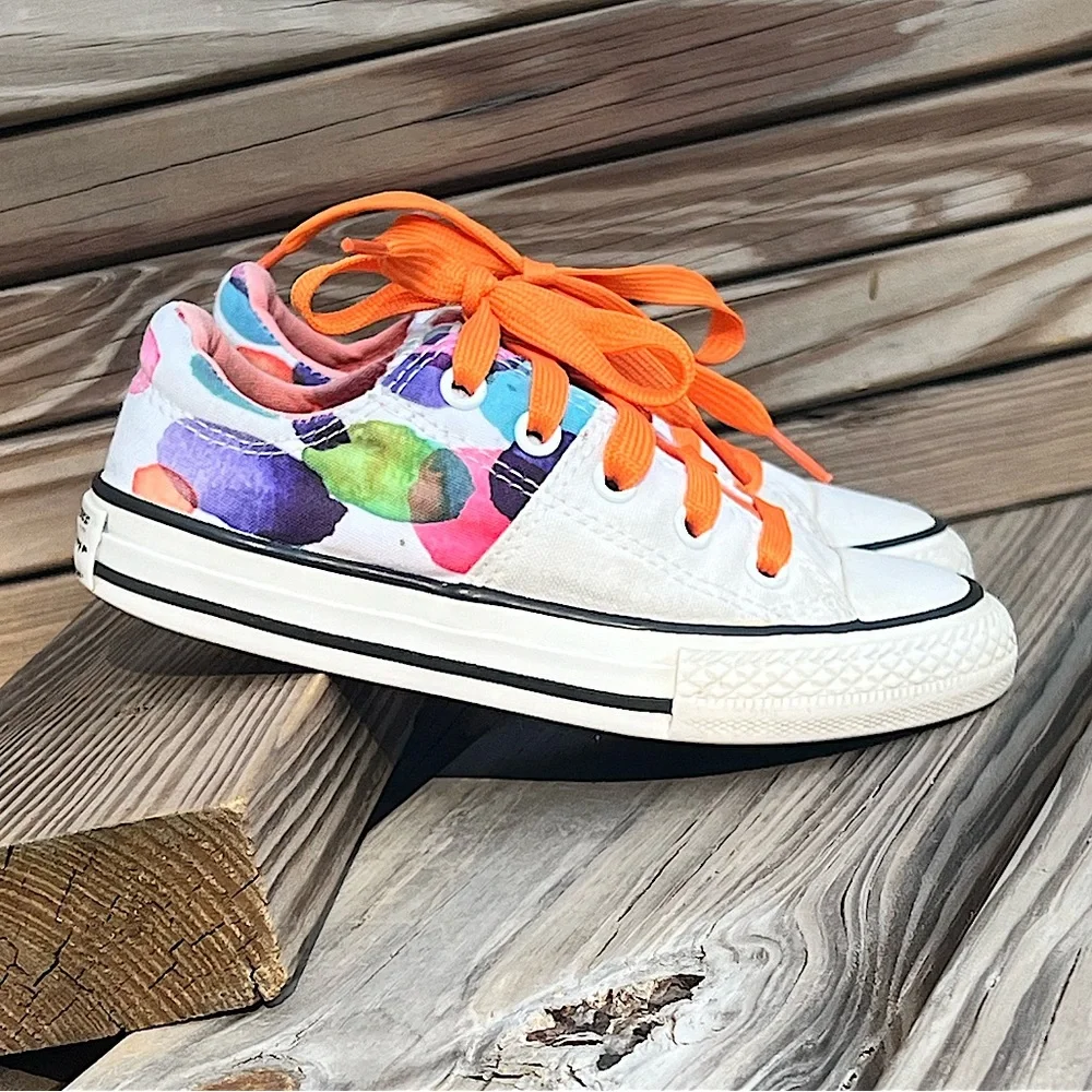 - Converse Sz 11 Paint Blot White Sneakers Orange Laces! EUC!